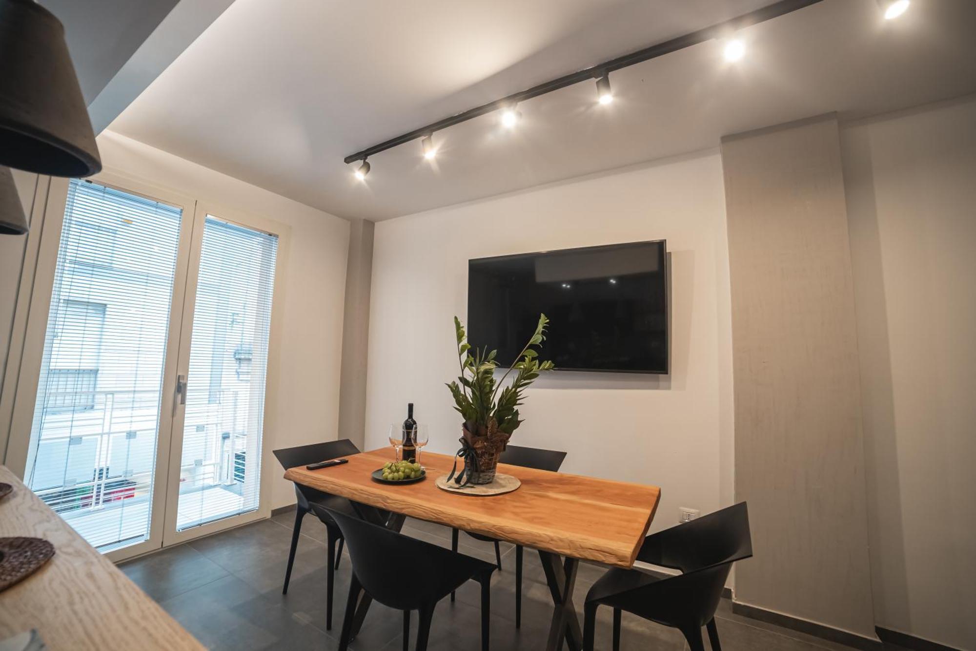 Suite Piazza Mazzini 90 Mq 5 Lecce Exterior photo