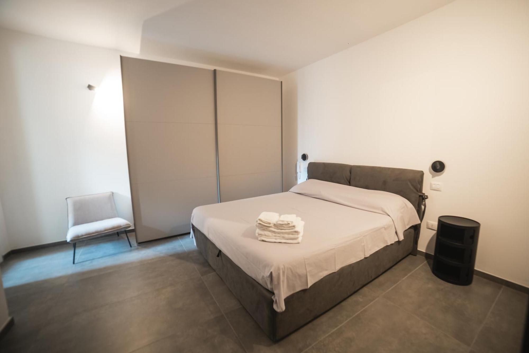 Suite Piazza Mazzini 90 Mq 5 Lecce Exterior photo